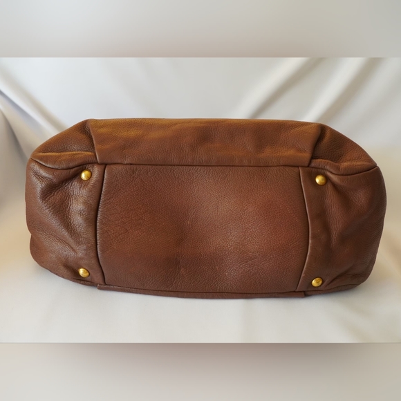 Prada Vitello Daino Tote - Picture 7 of 16